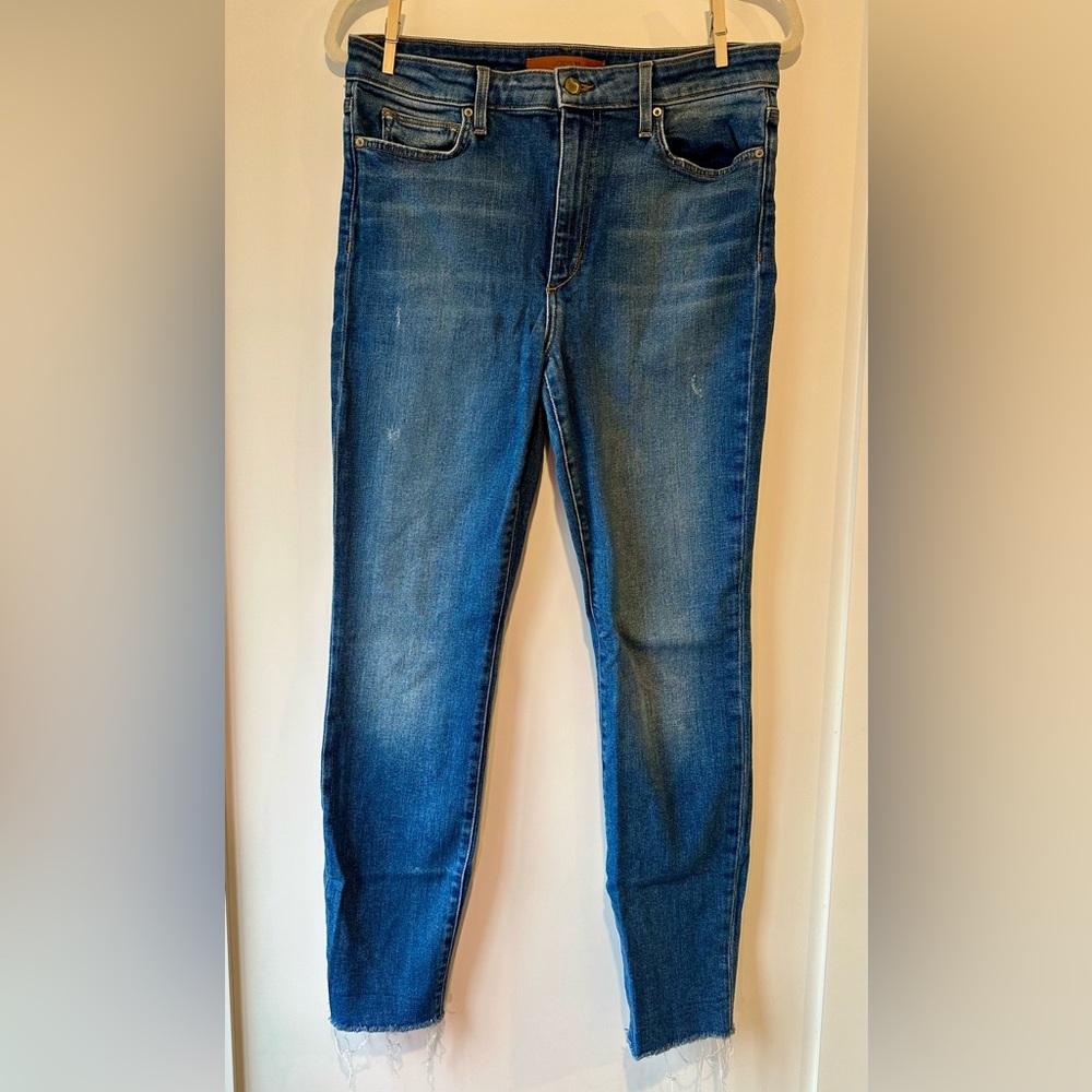 Joe’s Jeans The Charlie size 30